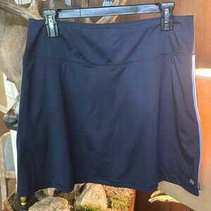 Women’s Vineyard Vines Performance Skirt M